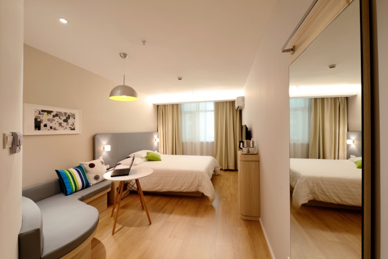 hotel-ST RAPHAEL-min_hotel_guest_room_new-634601